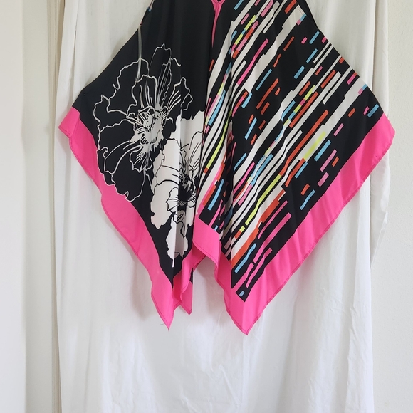 Nice flowy colorful, Hankerchief XL - Picture 2 of 2